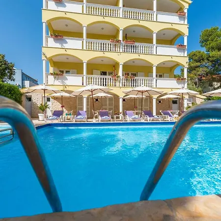 Appartement Nela *